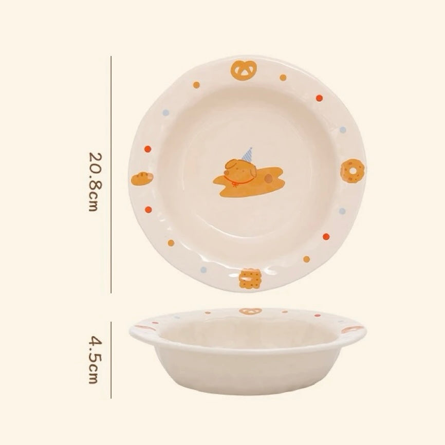 Children's plate with cartoon design and measurements on a white background